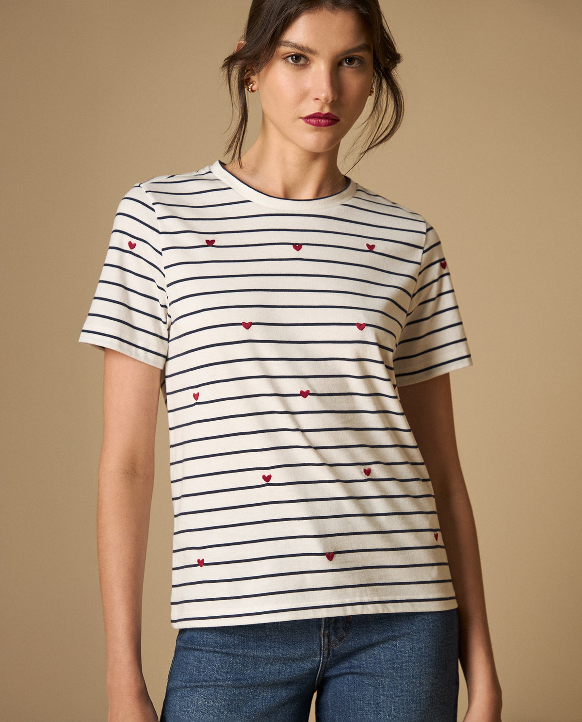 Camiseta rayas con estampado de corazones para mujer - Crudo 34_101H008_CRU110604_3