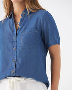 Camisa con bolsillos de parche para mujer - Azul 34_1100909_AZU174027_3