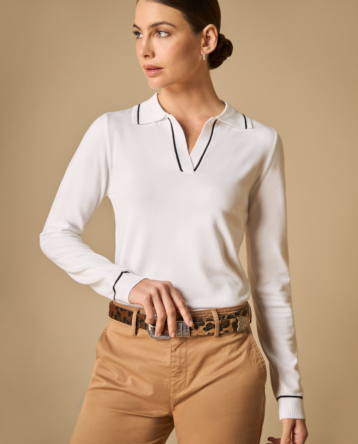 Camiseta manga larga con cuello polo y ribetes contrastantes para mujer - Crudo 34_401H202_CRU111001_0