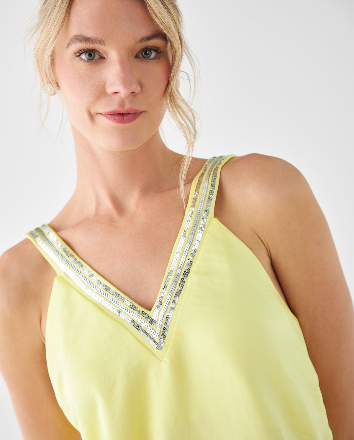 Camisa de tela fluida para mujer - Amarillo 34_412F029_AMA110622_3