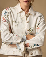 Prueba - Chaqueta estampada floral con cierre de botones - Crudo