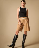 Shorts bermuda con cinturón y pliegues frontales para mujer - Café 34_451H000_CAF171320_0