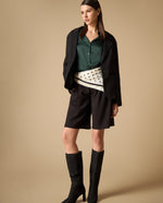 Shorts bermuda con cinturón y pliegues frontales para mujer - Negro 34_451H000_NEG190303_0