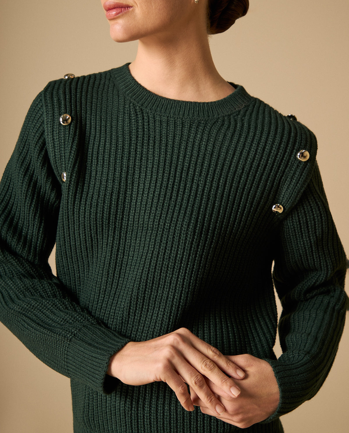 Suéter cuello alto con detalles metálicos para mujer - Verde 34_461H201_VER175641_3