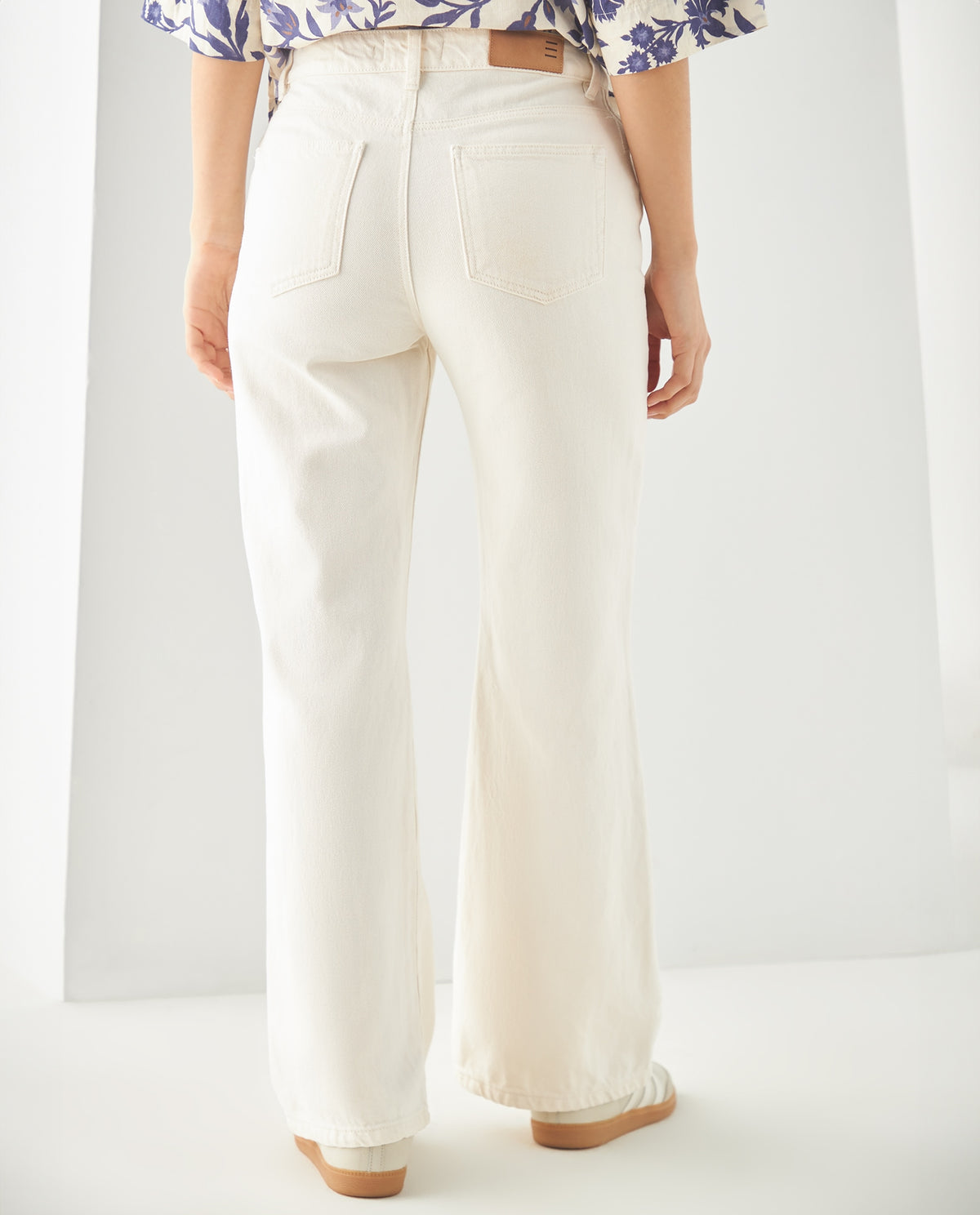 Jean Wide Leg tono claro para mujer - Amarillo 34_471F010_AMA110809_4