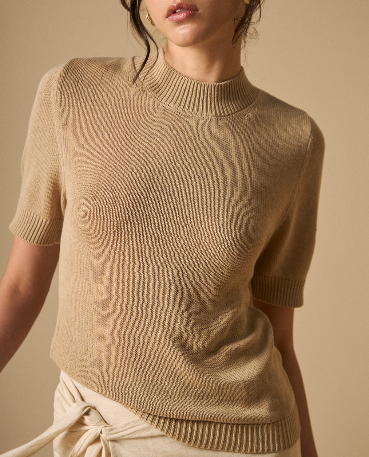 Camiseta tejida manga corta con cuello alto para mujer - Café 34_601H210_CAF171044_0