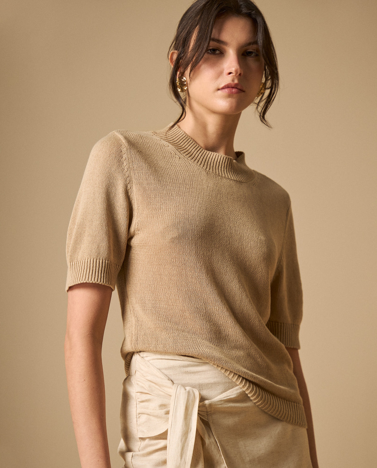 Camiseta tejida manga corta con cuello alto para mujer - Café 34_601H210_CAF171044_3