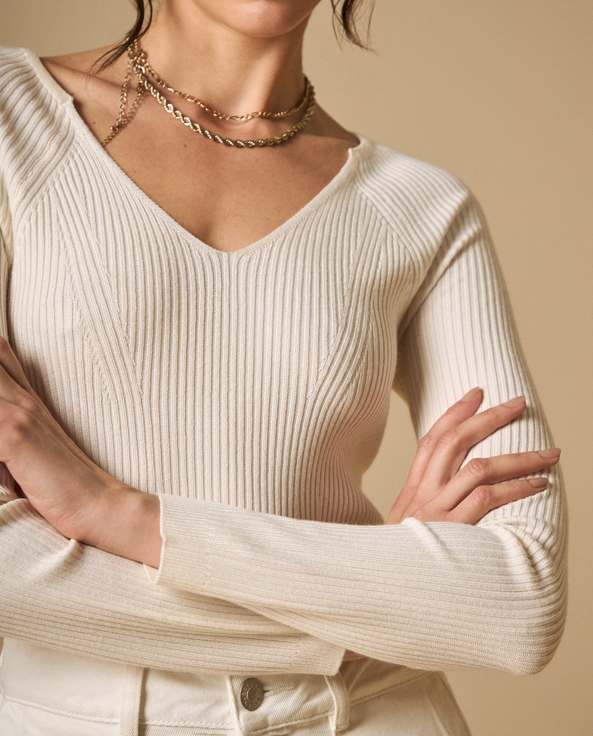 Camiseta manga larga con tejido acanalado y escote V para mujer - Beige 34_601H211_BEI141212_3