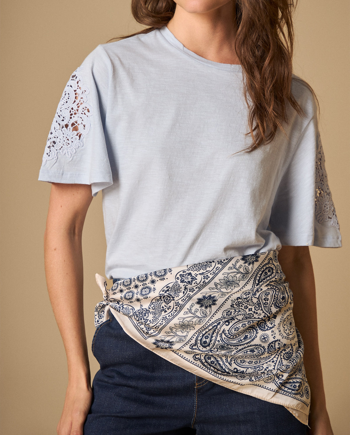Camiseta manga corta con detalles de encaje para mujer - Azul 34_601H221_AZU144306_0