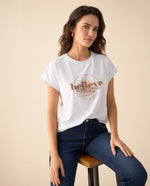 Camiseta de estampado con relieve para mujer - Blanco 34_605F363_BLA114202_7