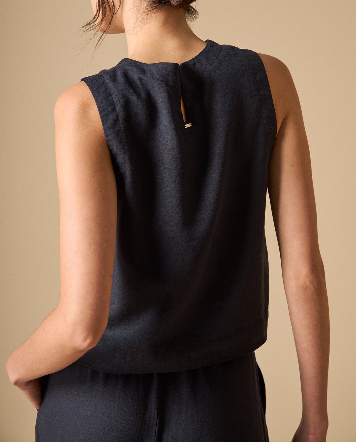 Blusa sin mangas cuello redondo para mujer - Azul 34_611H064_AZU133920_4