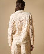 Camisa manga larga con detalles florales para mujer - Crudo 34_611H216_CRU110110_5