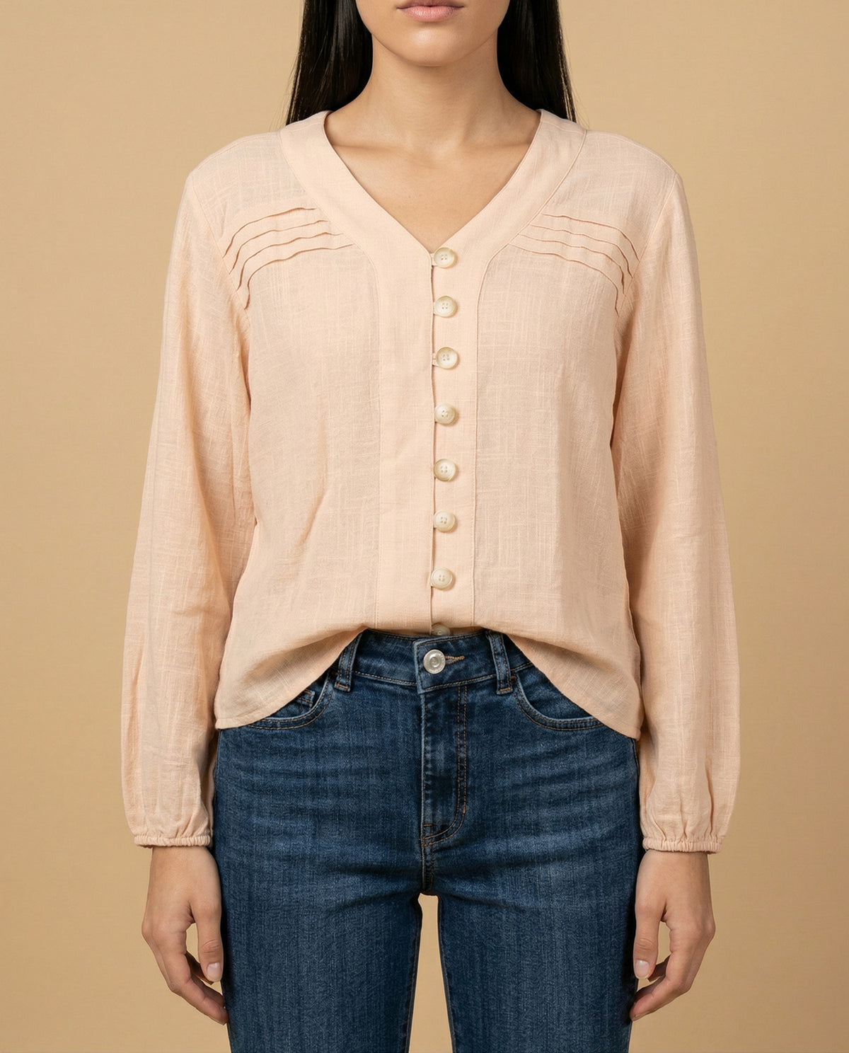 Camisa con escote en V para mujer - Beige 34_615F329_BEI130607_3