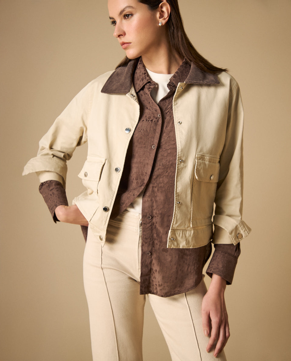 Chaqueta cropped con botones metálicos para mujer - Blanco 34_621H001_BLA110601_3