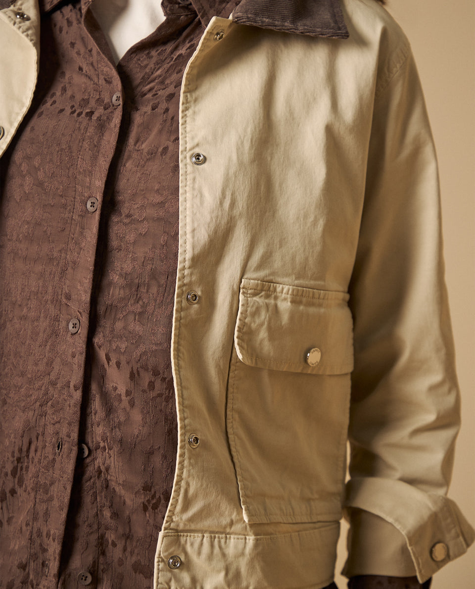 Chaqueta cropped con botones metálicos para mujer - Blanco 34_621H001_BLA110601_4