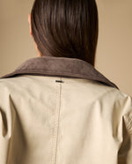 Chaqueta cropped con botones metálicos para mujer - Blanco 34_621H001_BLA110601_6
