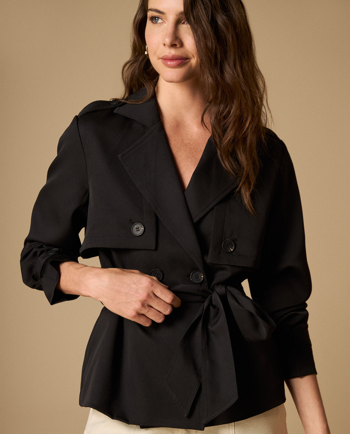 Chaqueta tipo trench corta con doble botonadura para mujer - Negro 34_621H203_NEG190303_3