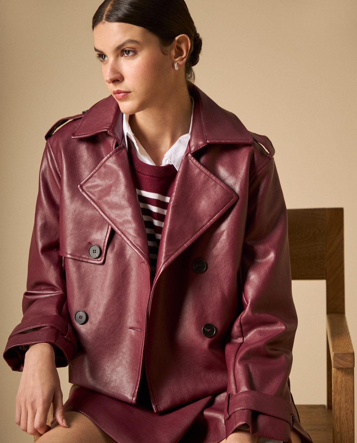 Chaqueta trench cropped con doble botonadura para mujer - Rojo 34_621H213_ROJ191617_0