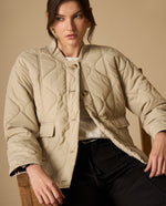Chaqueta acolchada con patrón romboidal para mujer - Beige 34_621H220_BEI130607_0