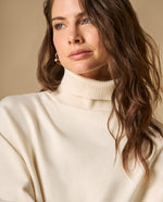 Poncho tejido cuello alto asimétrico para mujer - Beige 34_661H203_BEI130607_5
